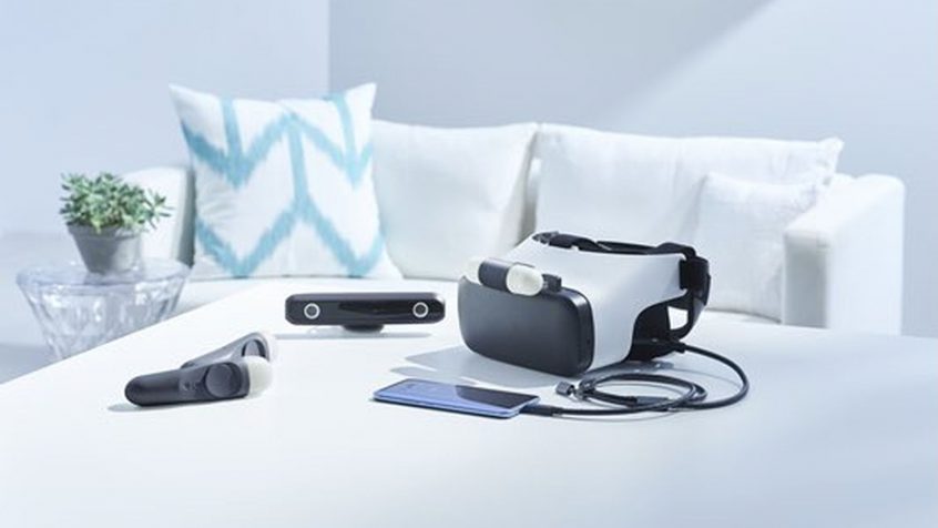 HTC's new headset, Link, is the first mobile headset to support 6DoF.